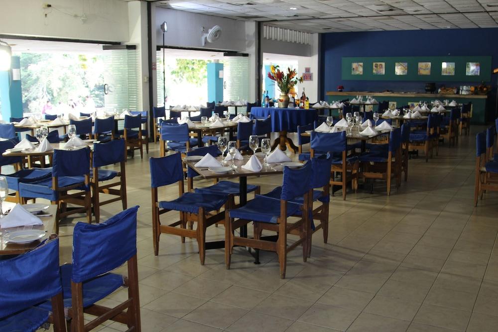 Hotel Guadaira Resort Melgar Extérieur photo