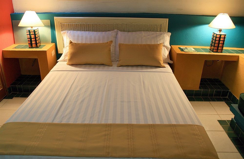 Hotel Guadaira Resort Melgar Extérieur photo
