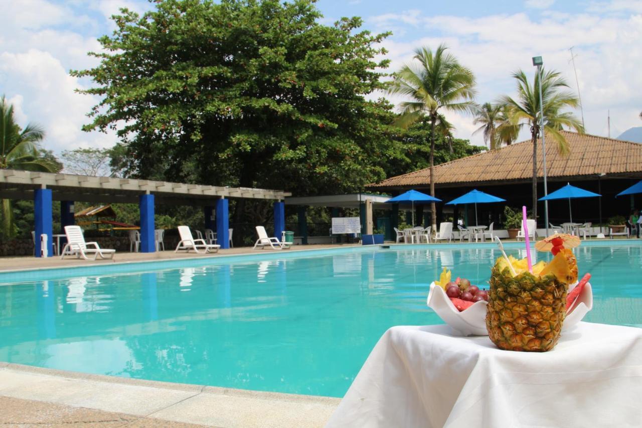 Hotel Guadaira Resort Melgar Extérieur photo
