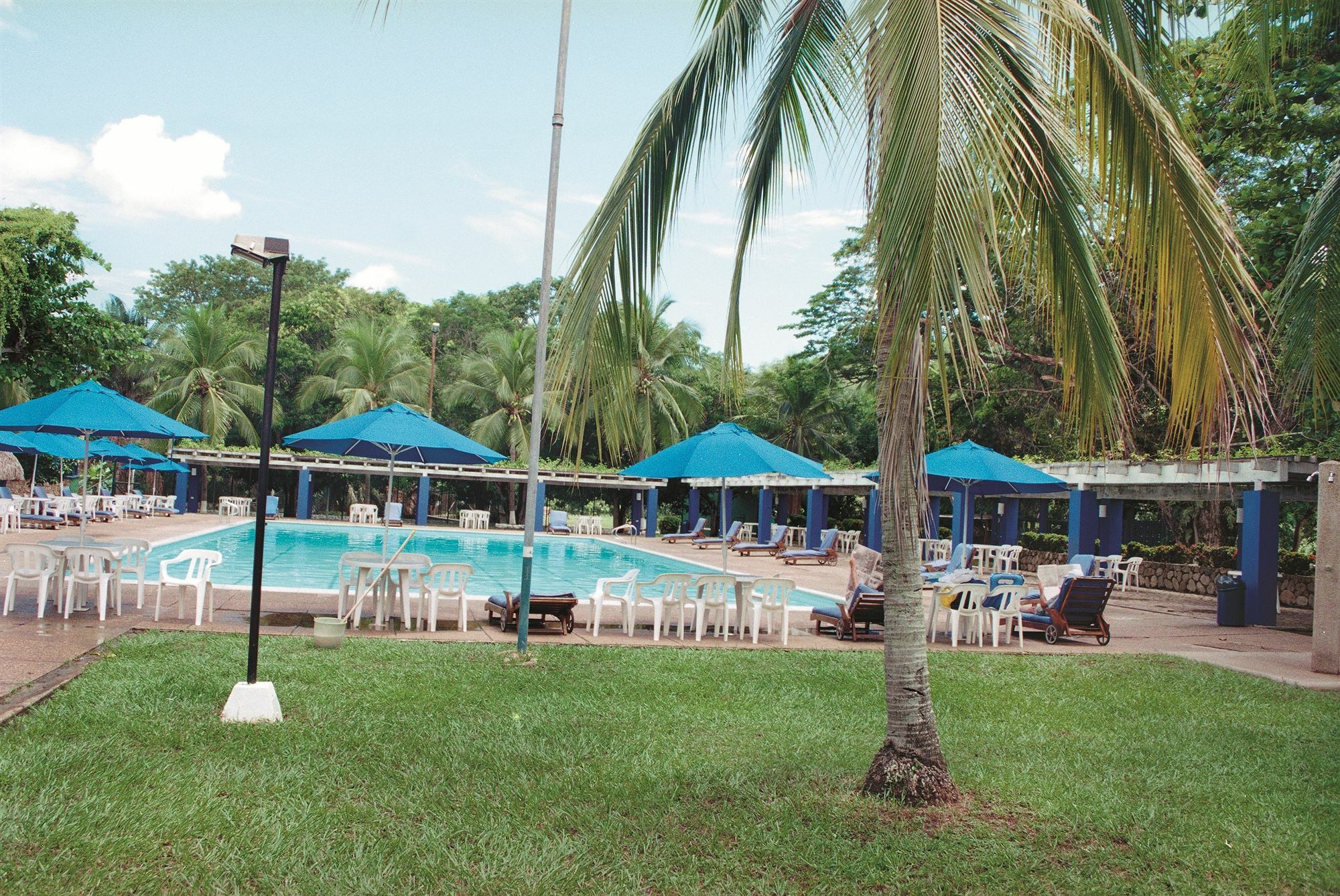Hotel Guadaira Resort Melgar Extérieur photo